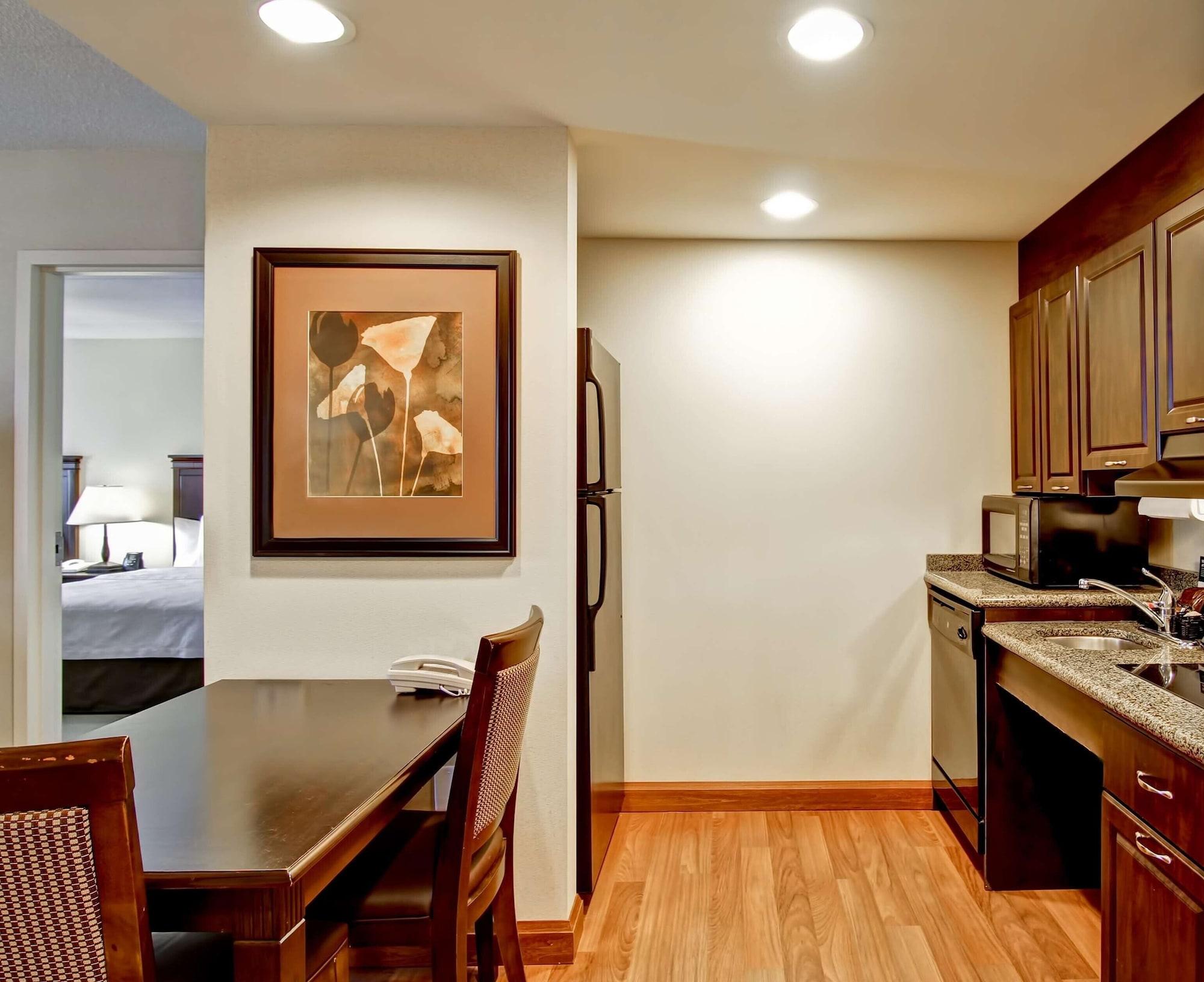 Homewood Suites By Hilton Sudbury Zewnętrze zdjęcie