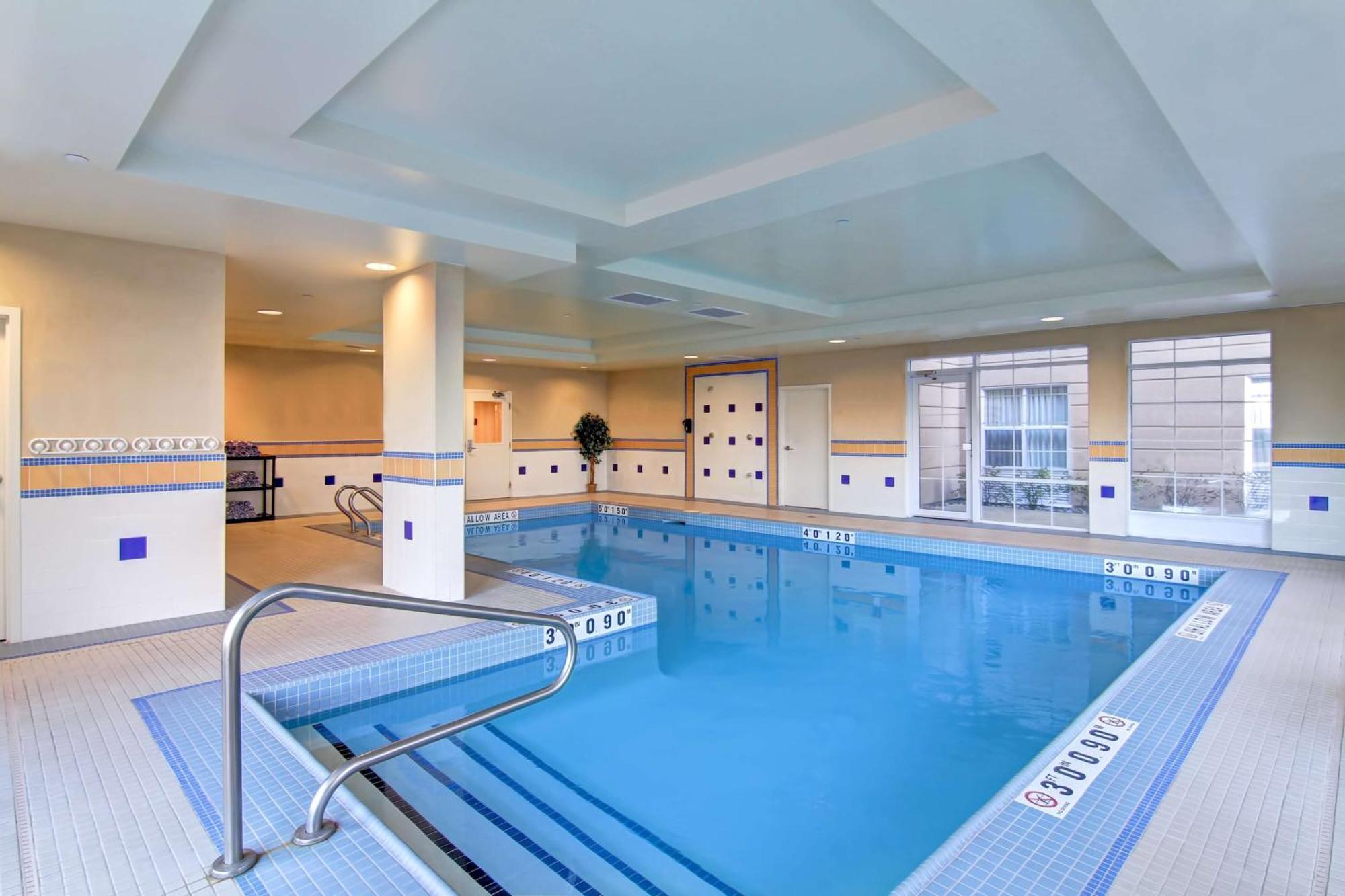 Homewood Suites By Hilton Sudbury Zewnętrze zdjęcie